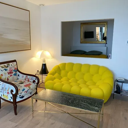 Апартаменты Renove Avec Jardin, Wifi, Parking A 750m De La A - Fr-1-368-452 *